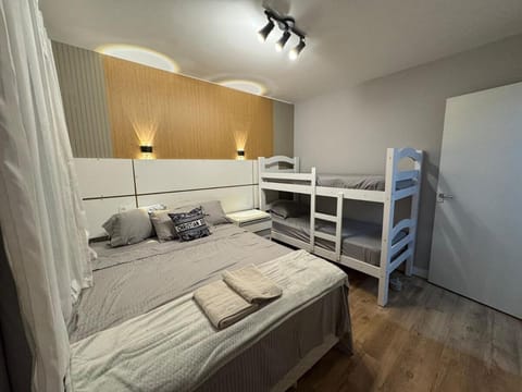 Bed, bunk bed
