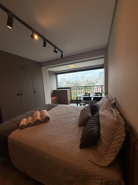 Bed, View (from property/room), Photo of the whole room, Bedroom