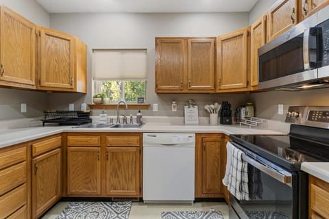 320 Royal Ct House in Champaign