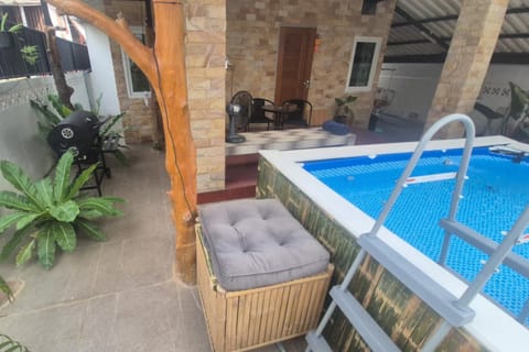 Balcony/Terrace, Swimming pool