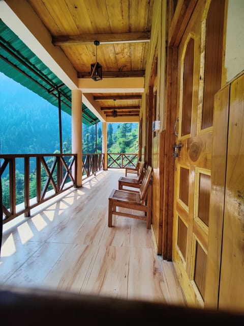 View (from property/room), Balcony/Terrace, Seating area