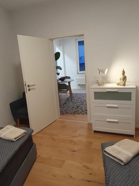 Bed, View (from property/room), Living room, Photo of the whole room, Decorative detail, Seating area, Dining area, Bedroom, Food, heating, heating, internet, internet, towels, towels, wardrobe