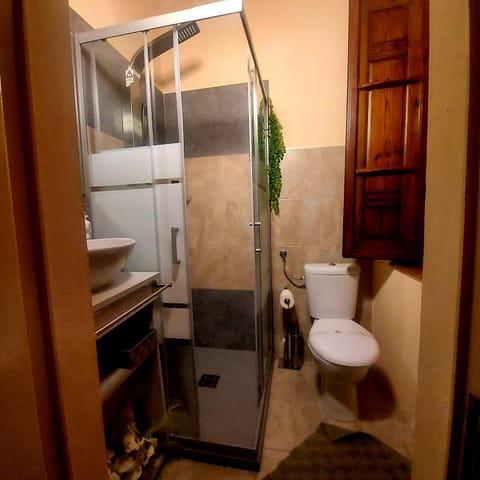 QUERCECCHIO Relax Apartment in San Gimignano