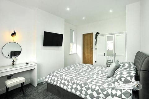 The Ralph Suite Apartment in Huddersfield