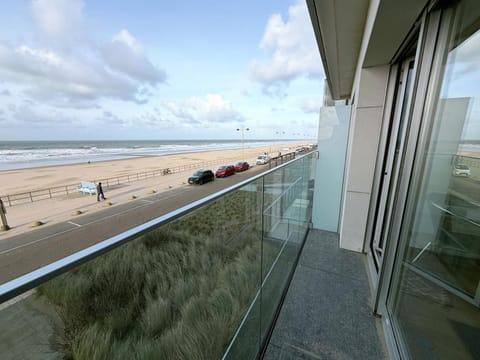 Neighbourhood, View (from property/room), Balcony/Terrace, Beach, Sea view