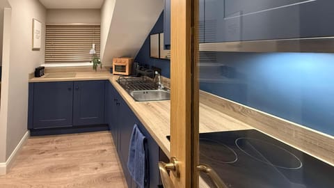 URBAN OAKS stylish city centre living Apartment in Londonderry