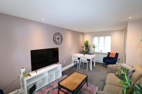 Communal lounge/ TV room, Living room