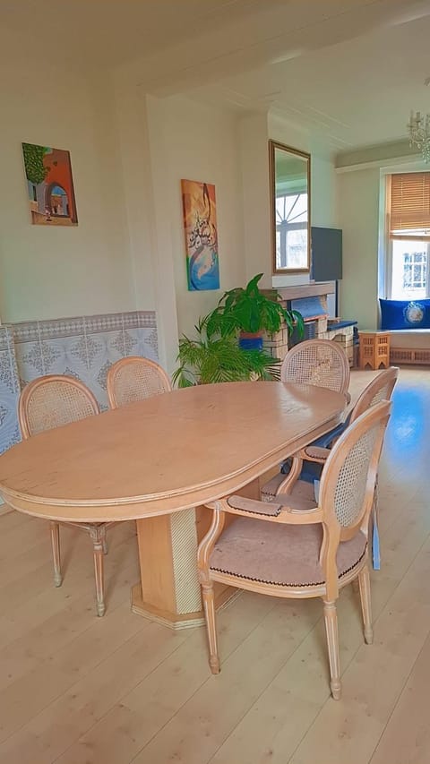 Cosy Sacré Cœur Apartment in Brussels