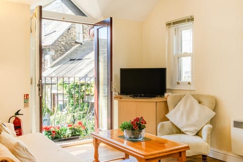 View (from property/room), Living room, Seating area, Garden view, Garden view, Street view, Street view, Quiet street view, Inner courtyard view