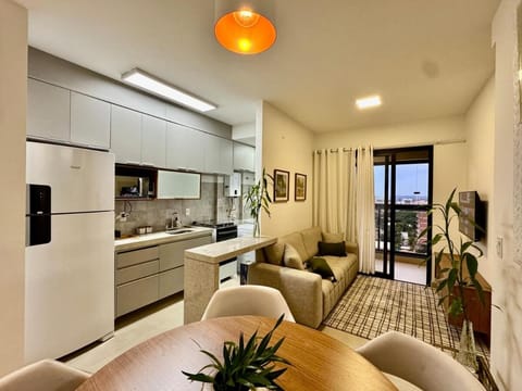 Kitchen or kitchenette, Living room, Seating area, Dining area, minibar, oven, pet friendly