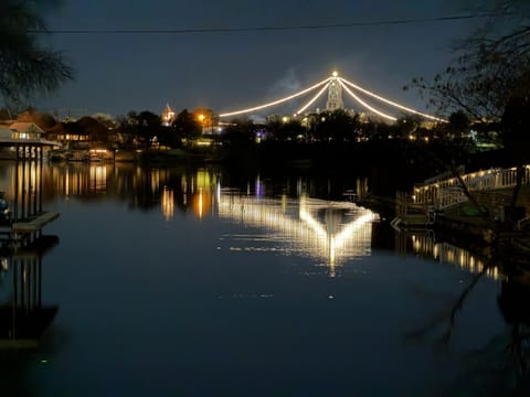 Lakefront Granbury Getaway House in Granbury