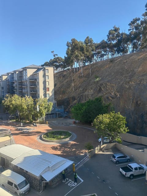 Classy Budget Apartment Apartment in Cape Town