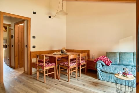 Bonetei 3 Apartment in Dimaro