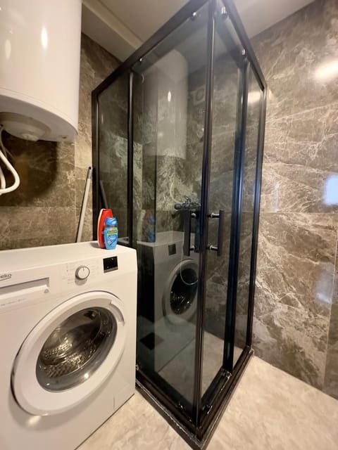 Urban City Living, Modern apartment in the center of Skopje with Wi-Fi, air conditioning and free parking Apartment in Decentralized Administration of Macedonia and Thrace