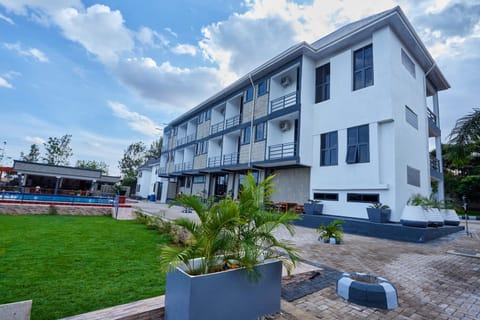Property building, Garden, Garden view