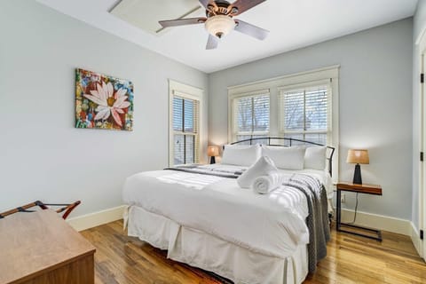 Swift Landing Steps from River & Local Hotspots House in Buena Vista