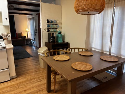 The Cozy Jamozy House in Laguna Beach