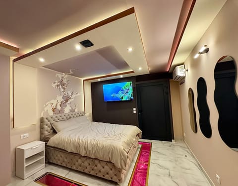 Living room, Bedroom