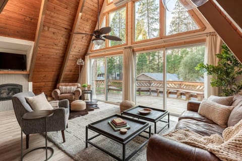 Acorn Falls, Bass Lake, Ca House in Bass Lake