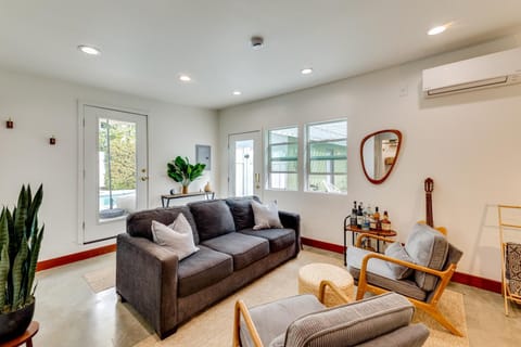 3 Mi to Old Pasadena Cozy Couples Studio with Pool Apartment in Altadena