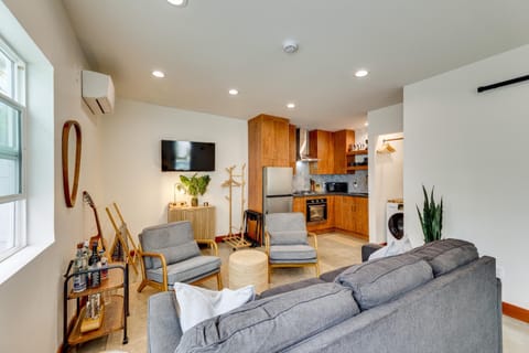 3 Mi to Old Pasadena Cozy Couples Studio with Pool Apartment in Altadena