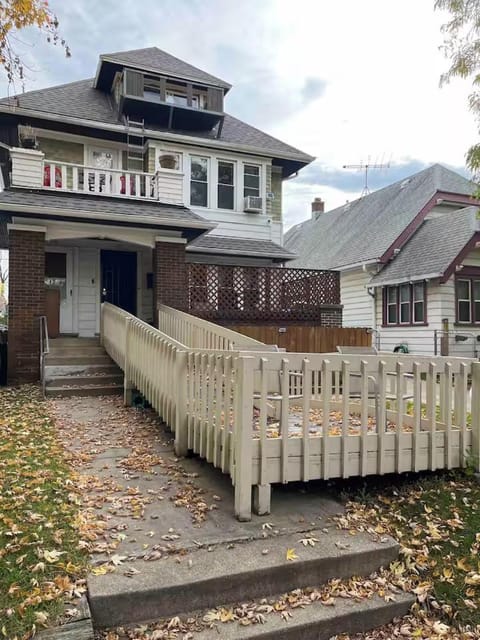 Game-Night Garage + Fire Pit + Grill House in Milwaukee