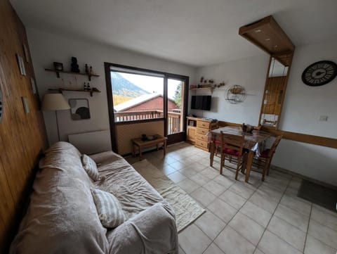 Chalet D'honorÉ - 4 personnes tout confort proche des pistes avec garage MAE-9793 Apartment in Montgenèvre