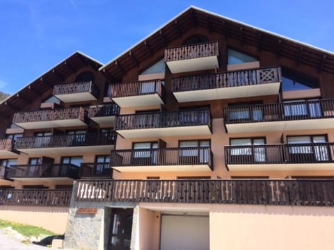 Chalet D'honorÉ - 4 personnes tout confort proche des pistes avec garage MAE-9793 Apartment in Montgenèvre
