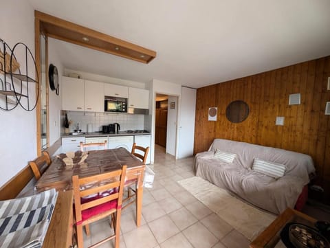Chalet D'honorÉ - 4 personnes tout confort proche des pistes avec garage MAE-9793 Apartment in Montgenèvre