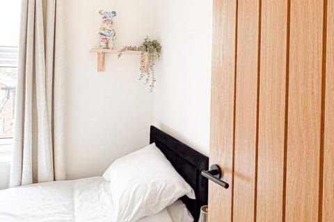 Cosy Stay Near Safari Park, Bewdley & Wyre Forest House in Wyre Forest District