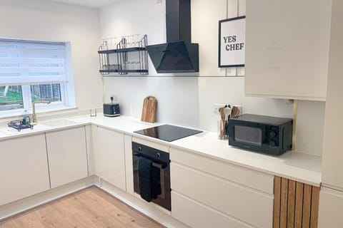 Cosy Stay Near Safari Park, Bewdley & Wyre Forest House in Wyre Forest District