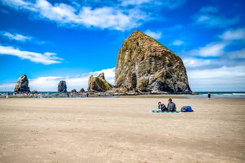 Cannons Cottage House in Cannon Beach