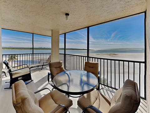 Patio, Day, Summer, View (from property/room), Balcony/Terrace, Seating area, Beach, Sea view