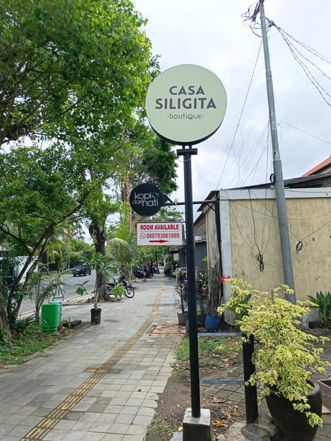 Property logo or sign, Neighbourhood, Location