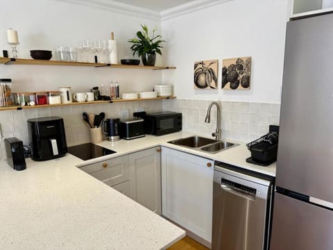 The Sultan Cottage Apartment in Stellenbosch