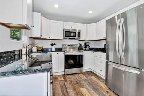 Charming Cottage with Spacious Backyard and Covered Porches Near Downtown Black Mountain, NC House in Black Mountain