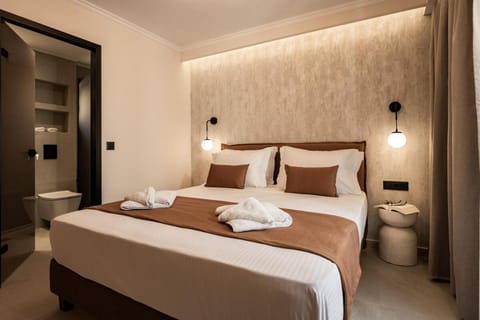 Bed, Bathroom, Decorative detail, Decorative detail, Bedroom