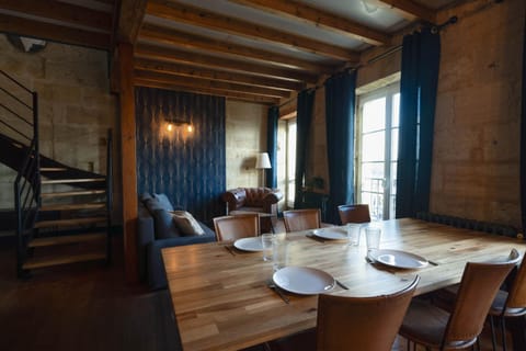 Living room, Seating area, Dining area