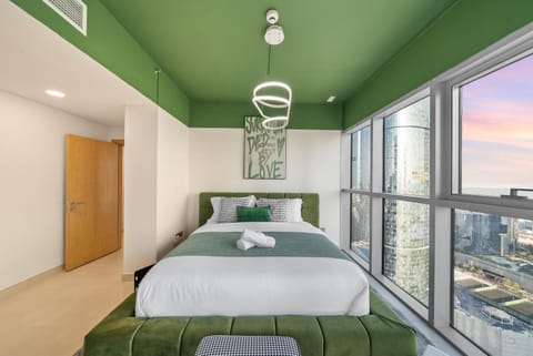 Luxury Radiant Boulevard Residence Apartment in Abu Dhabi