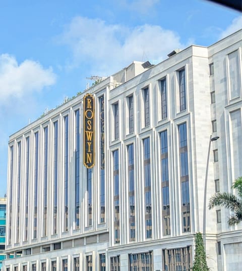 Property building, Facade/entrance