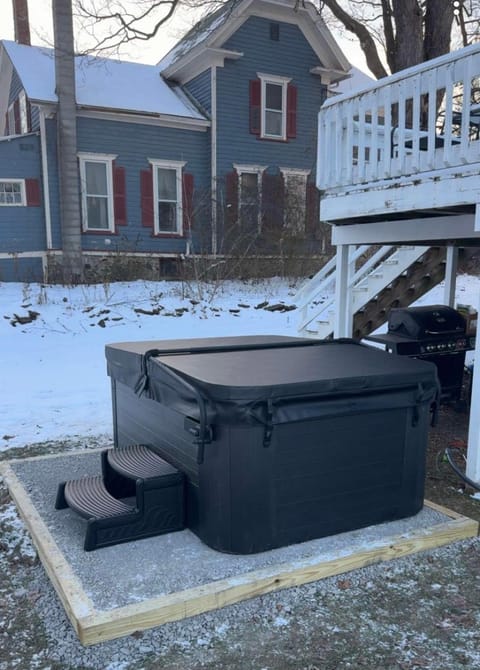 Spacious 5-Bedroom Home with Hot Tub Near Wineries & Bristol Mountain Ski Resort House in Finger Lakes