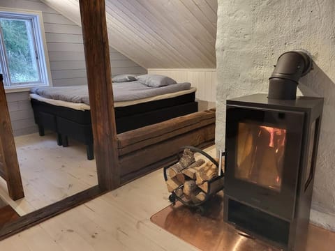 Villa Hattara - a cottage on the shore of a rapid Villa in Uusimaa