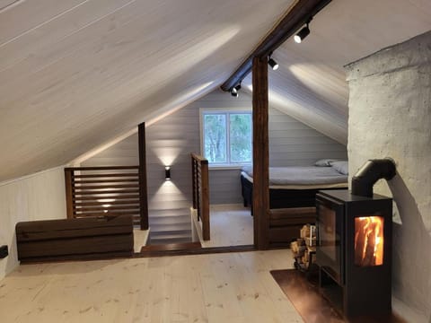 Villa Hattara - a cottage on the shore of a rapid Villa in Uusimaa