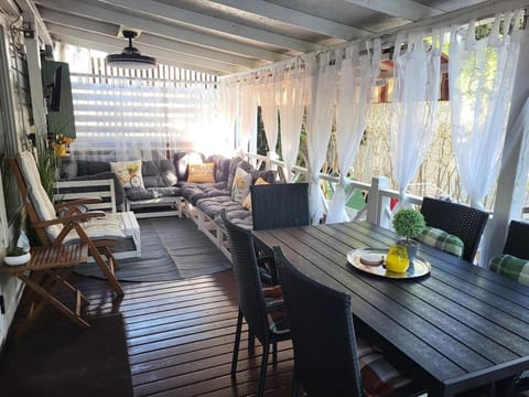 Patio, Patio, Balcony/Terrace, Balcony/Terrace, Seating area, Dining area