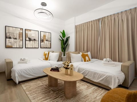 Elite Nest - Luxurious & Spacious 1BR just 1 min to Ferrari World Apartment in Abu Dhabi