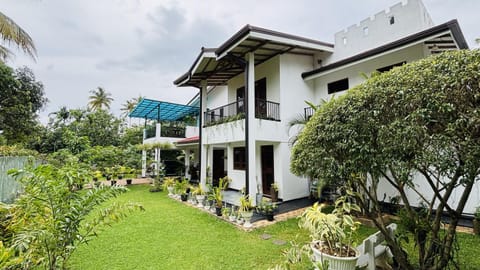 Property building, Garden