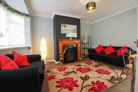 TV and multimedia, Living room, Seating area