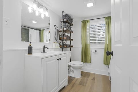 Mirror Pond Cabins Cabin in Laurel Township