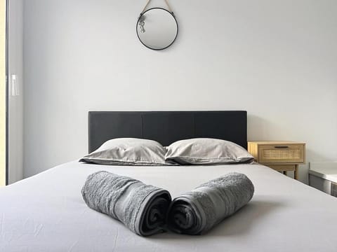 Charmant T2 Oullins centre avec terrasse Apartment in Lyon