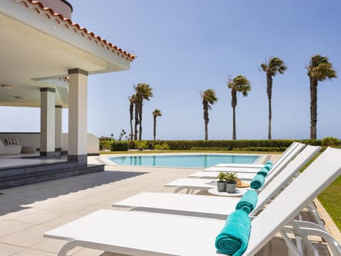 Day, Solarium, View (from property/room), Balcony/Terrace, Balcony/Terrace, Pool view, Swimming pool, Swimming pool, sunbed